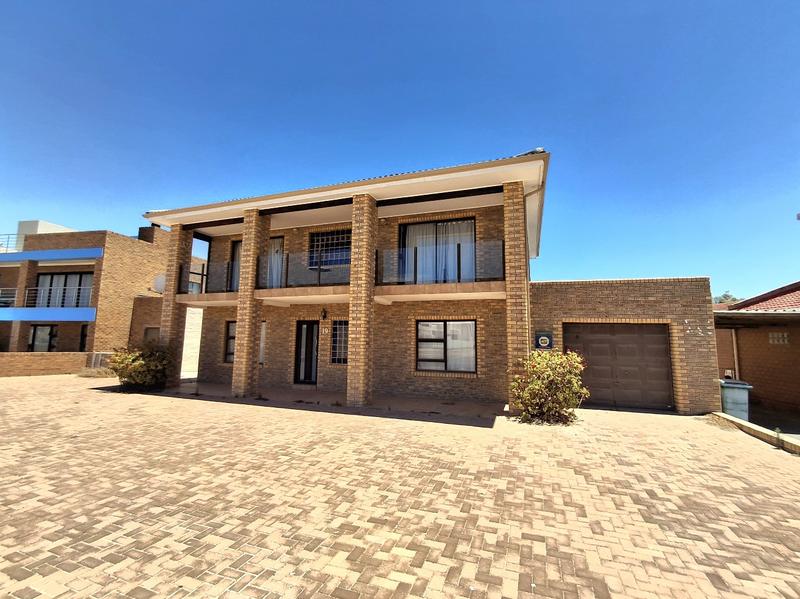 4 Bedroom Property for Sale in Britannia Bay Western Cape